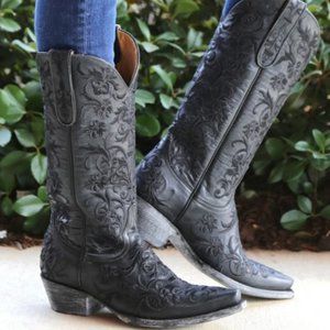 OLD GRINGO THE CLARISE BLACK